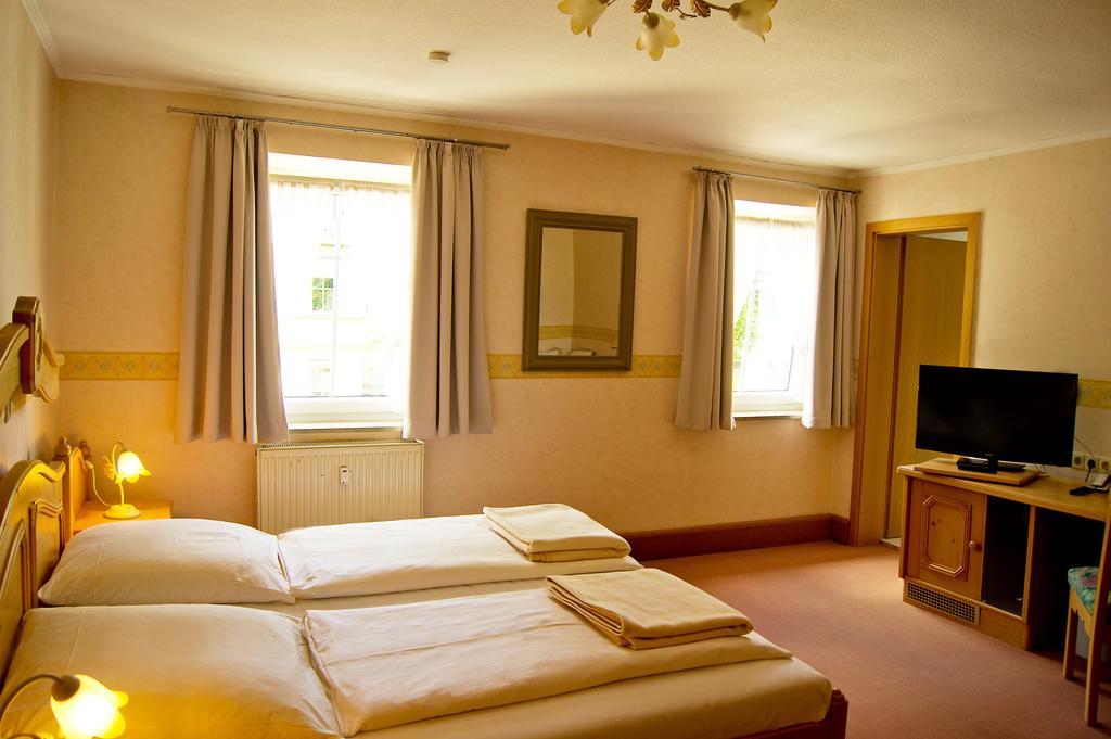 Hotel Garni Promenade Weißenhorn Extérieur photo