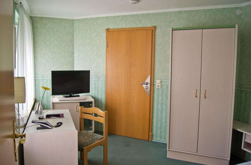 Hotel Garni Promenade Weißenhorn Extérieur photo