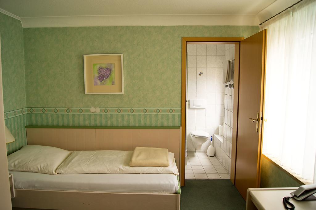 Hotel Garni Promenade Weißenhorn Extérieur photo