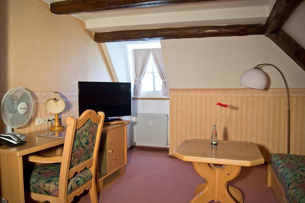 Hotel Garni Promenade Weißenhorn Extérieur photo