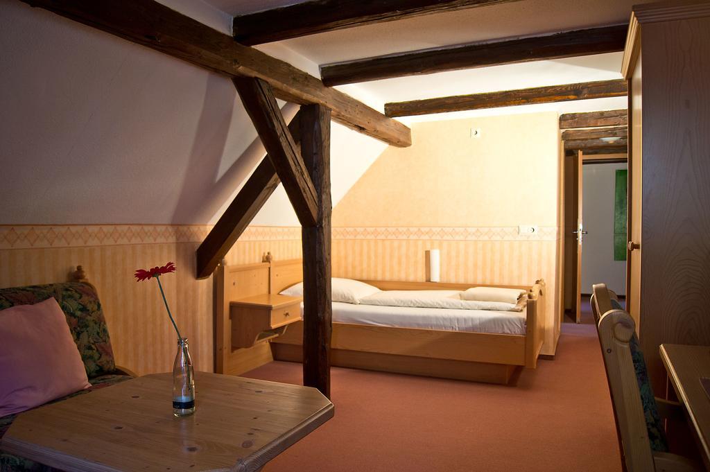 Hotel Garni Promenade Weißenhorn Extérieur photo