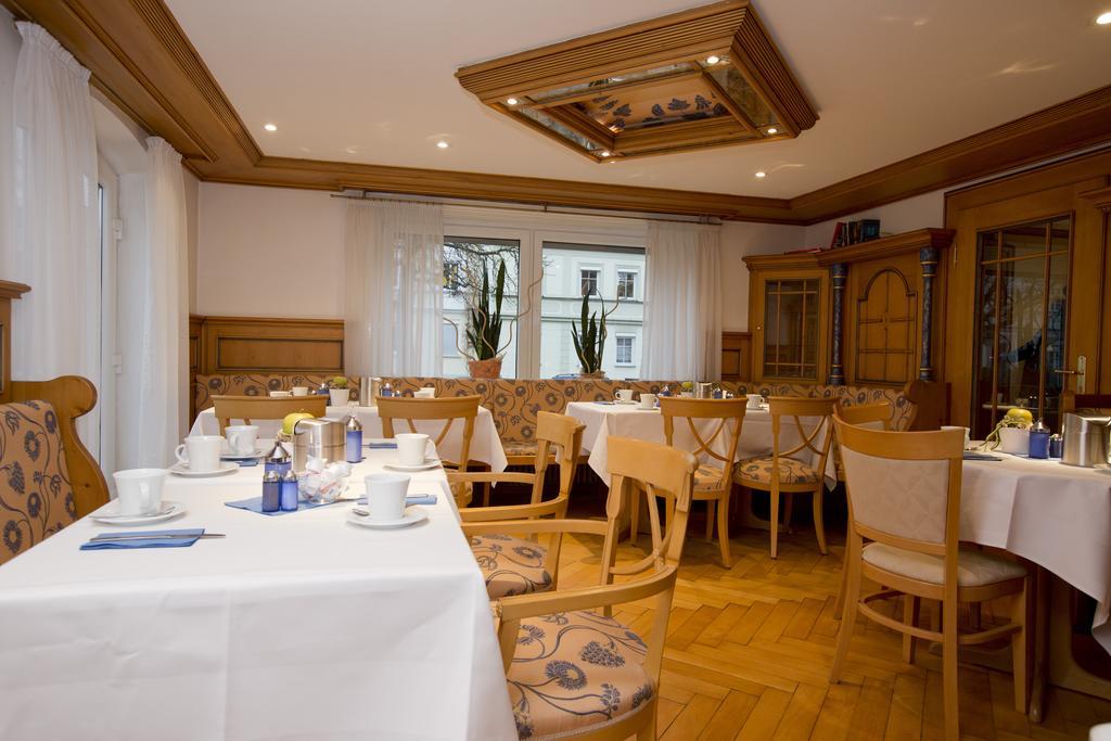 Hotel Garni Promenade Weißenhorn Extérieur photo